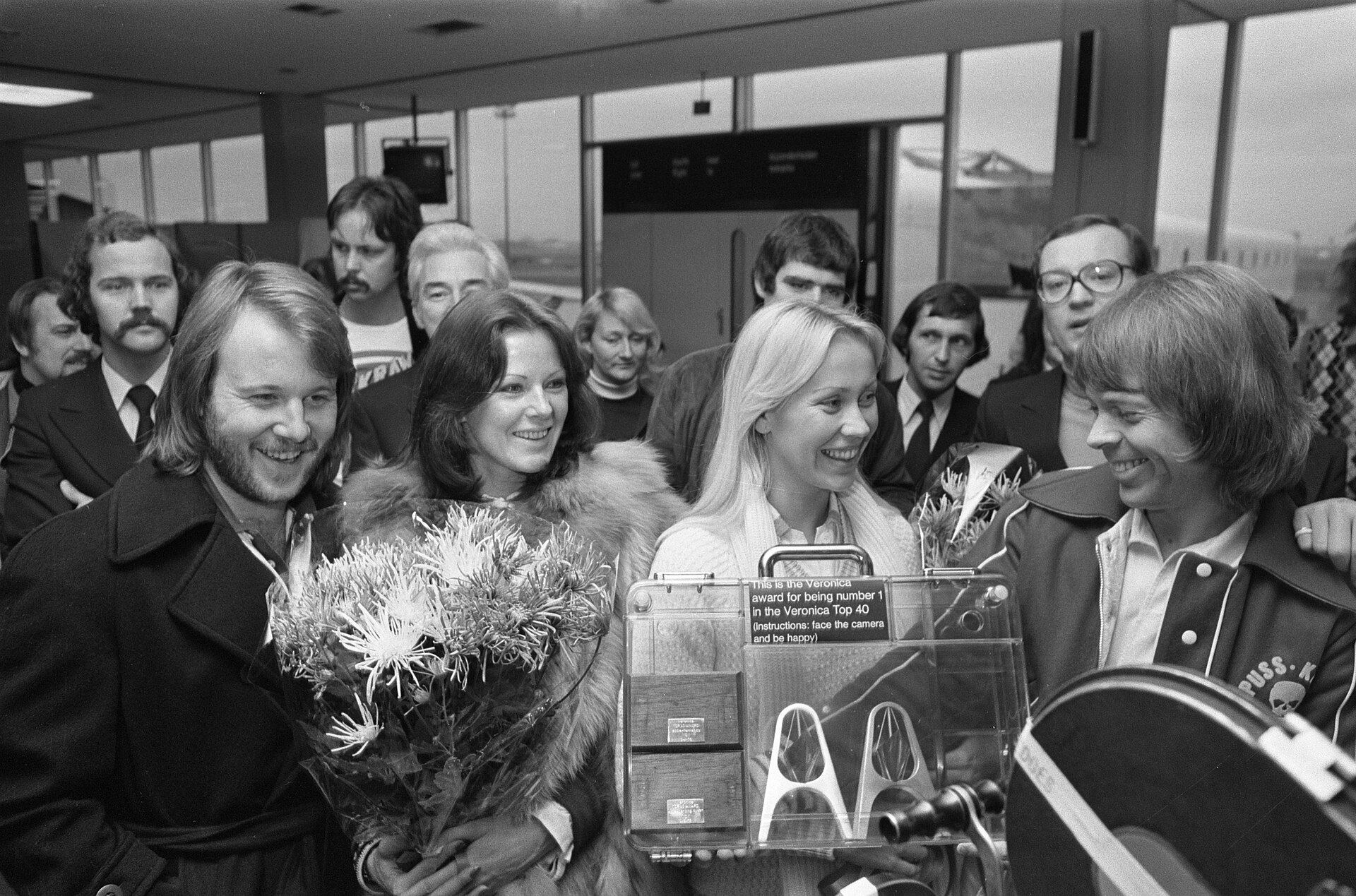 ABBA — Benny Andersson, Anni-Frid Lyngstad, Agnetha Fältskog and Björn Ulvaeus — arriving at Schiphol Airport in November 1976