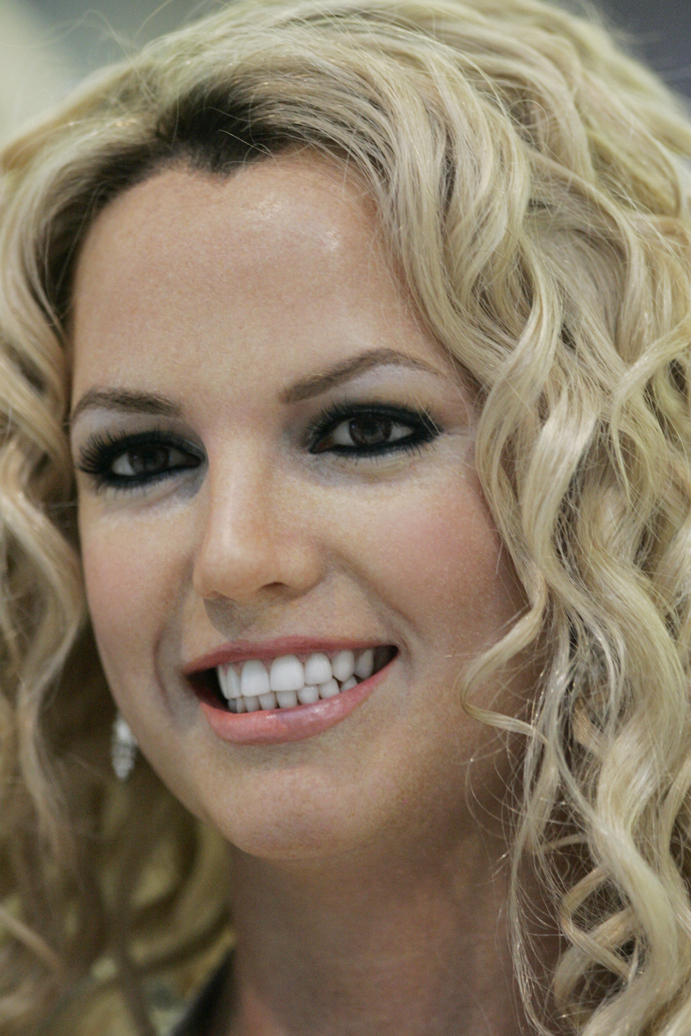 Britney Spears walking through Sydney International Airport in February 2013 while under the conservatorship