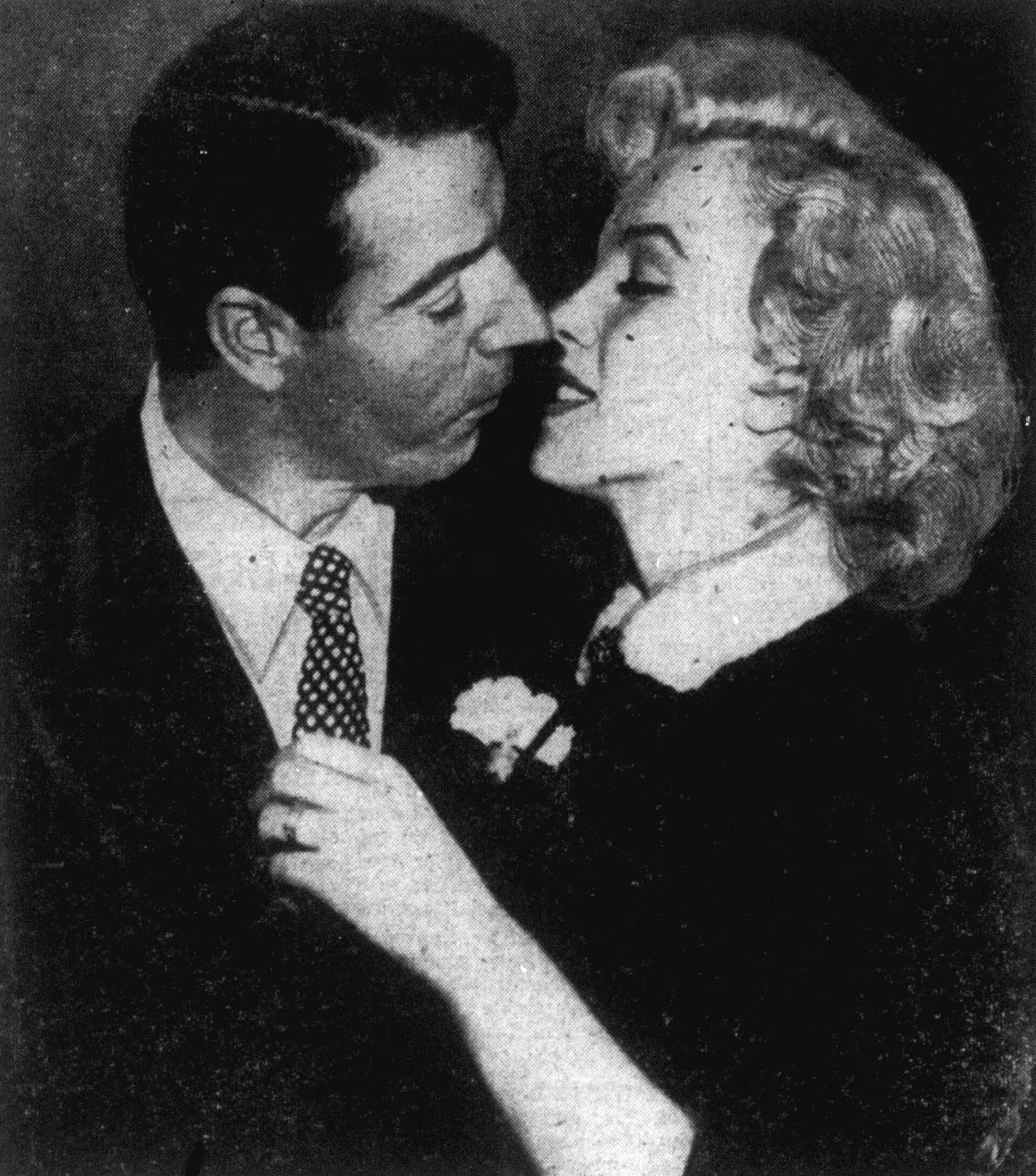 Marilyn Monroe and Joe DiMaggio photographed together in 1954